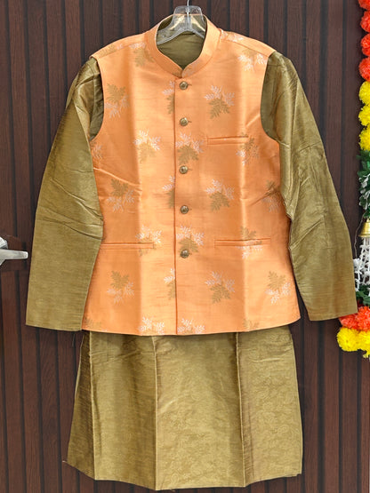 Kurta set with jacket