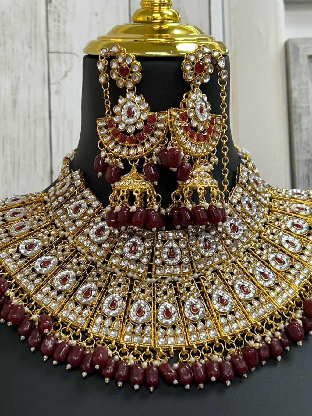 Bridal necklace set by Kurti Connection USA