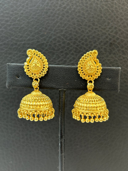 Screw back jhumki