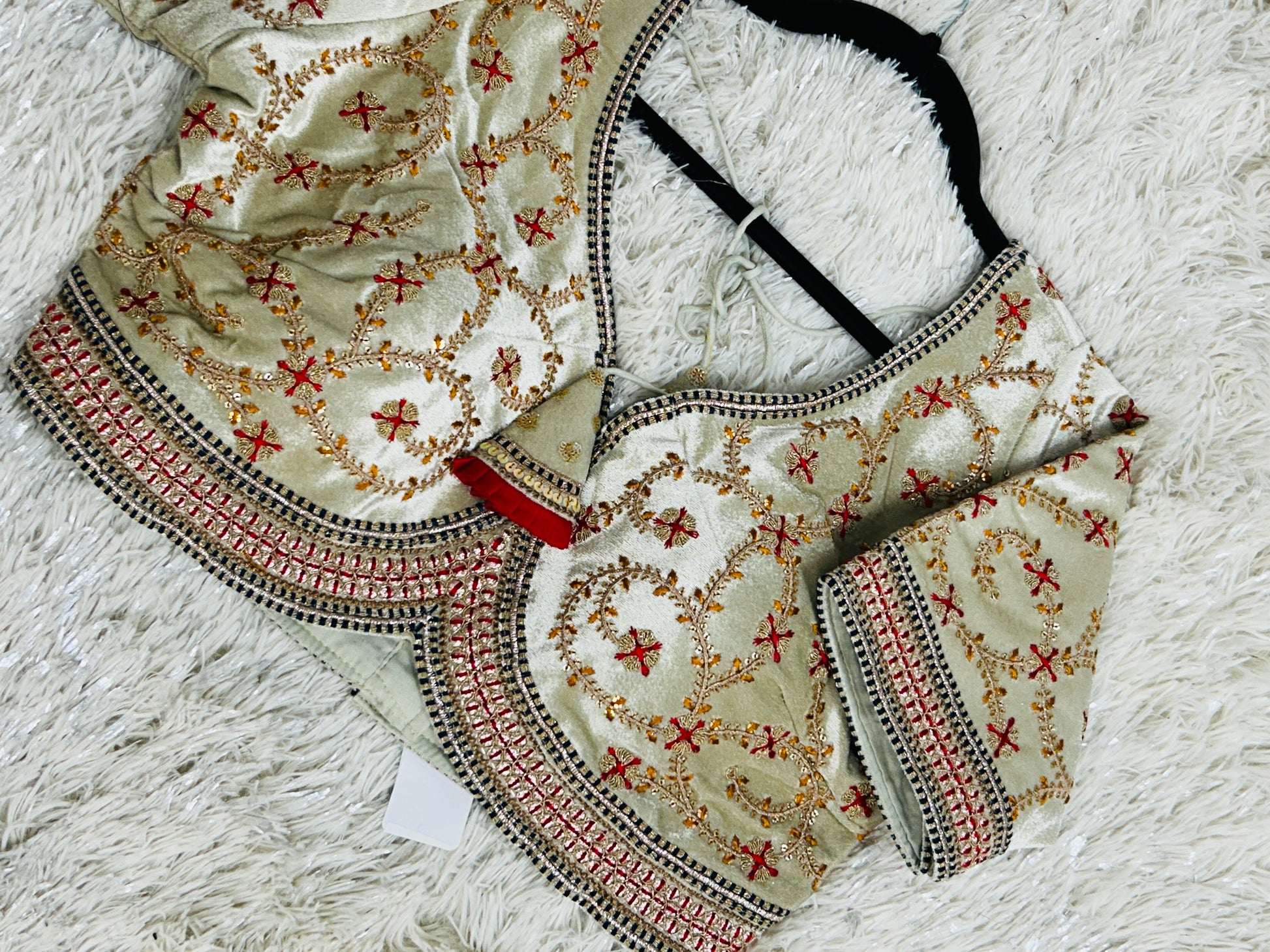 D7B818E0-79D8-4668-B853-863C89A5AE45 - Kurti Connection USA