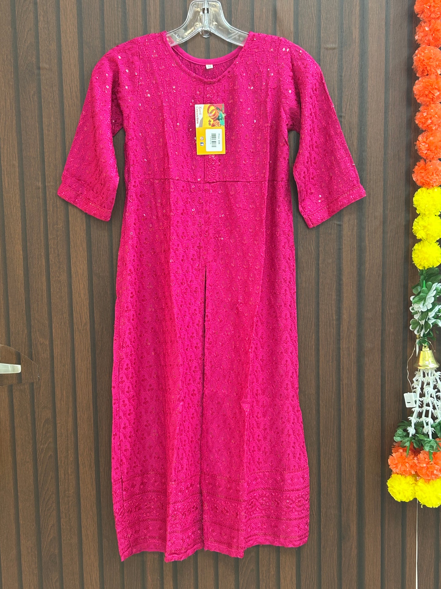 Chikankari kurti for girls