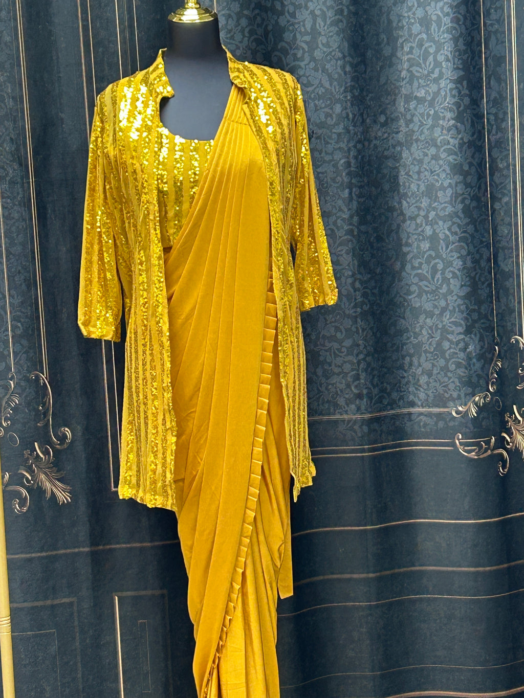 Readymade saree