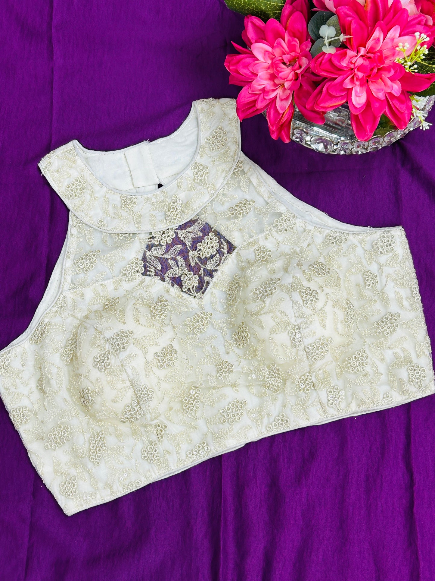 Off white / light gold : Halter neck embroidered blouse