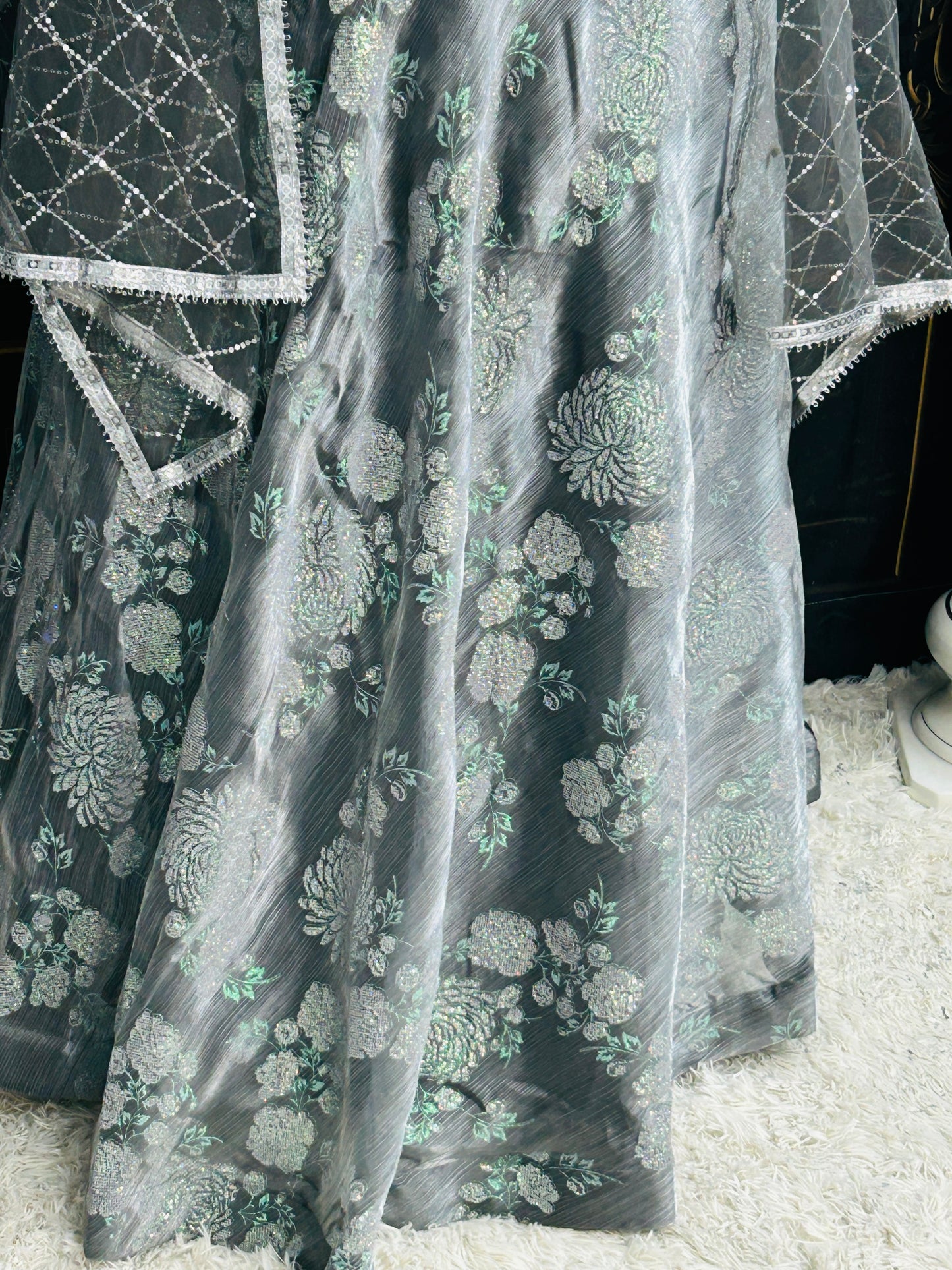 Lehenga Choli set : Silver grey