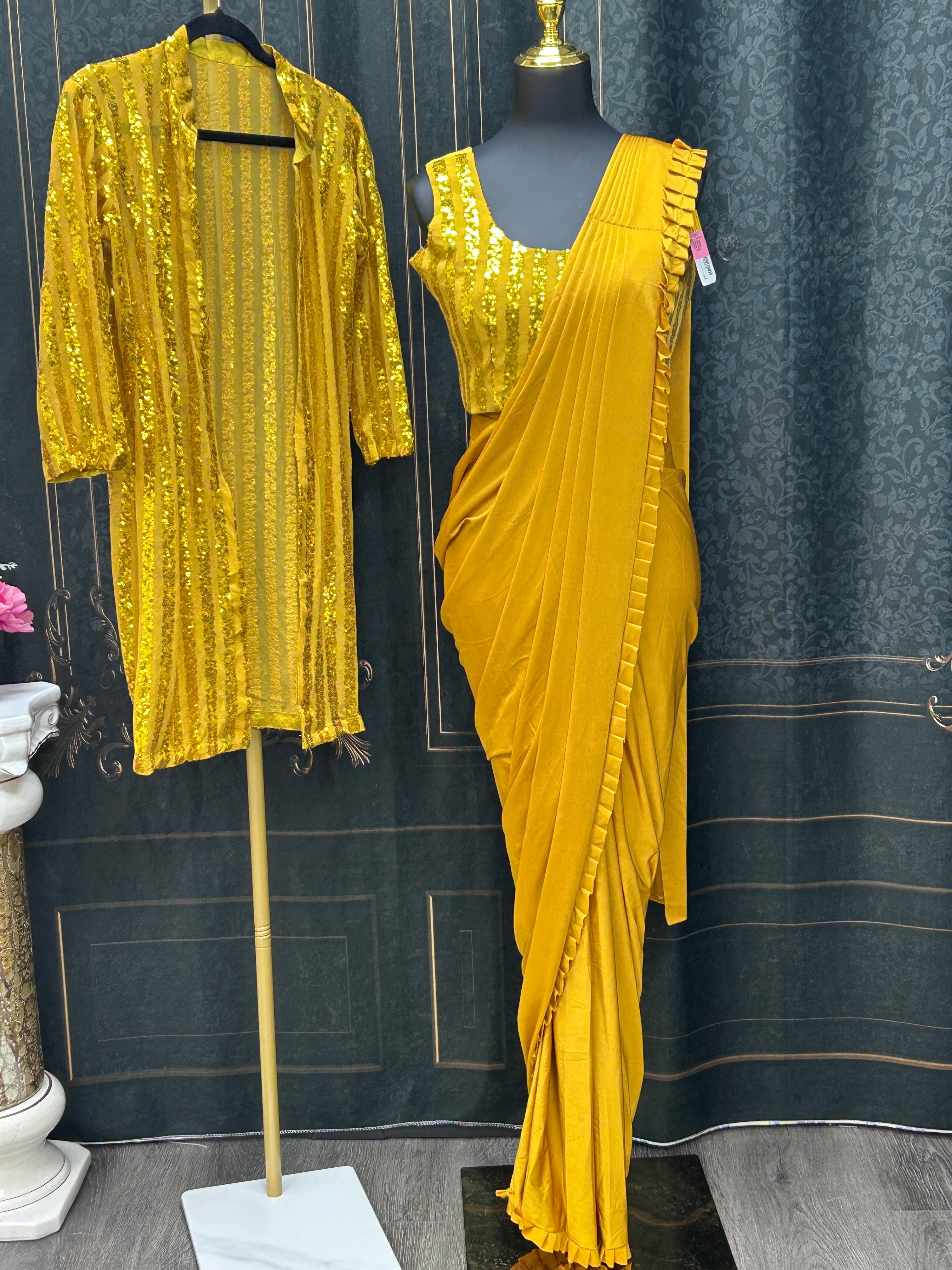 Readymade saree