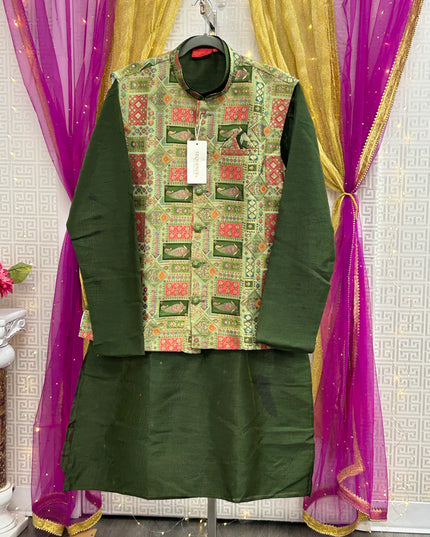 Three piece kurta set