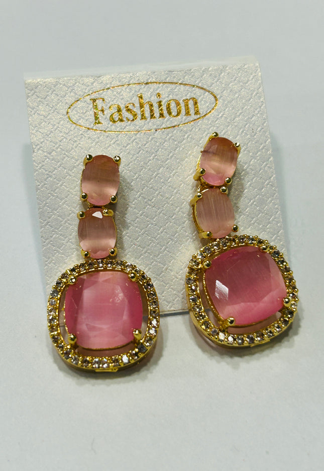 Earrings with golden polish