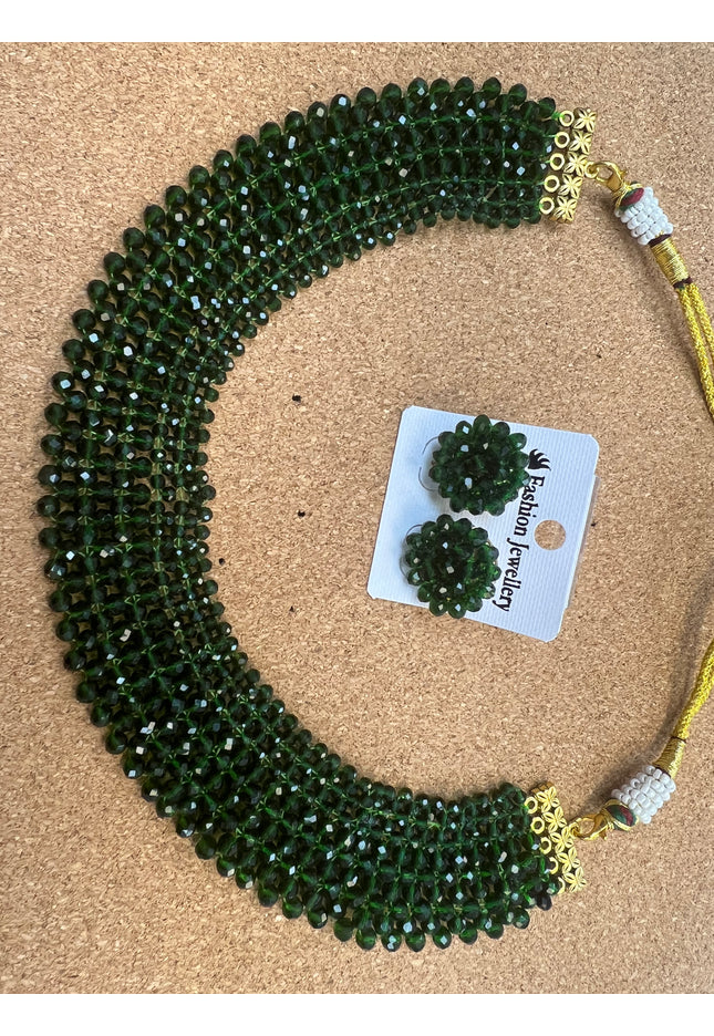 Crystal beads necklace