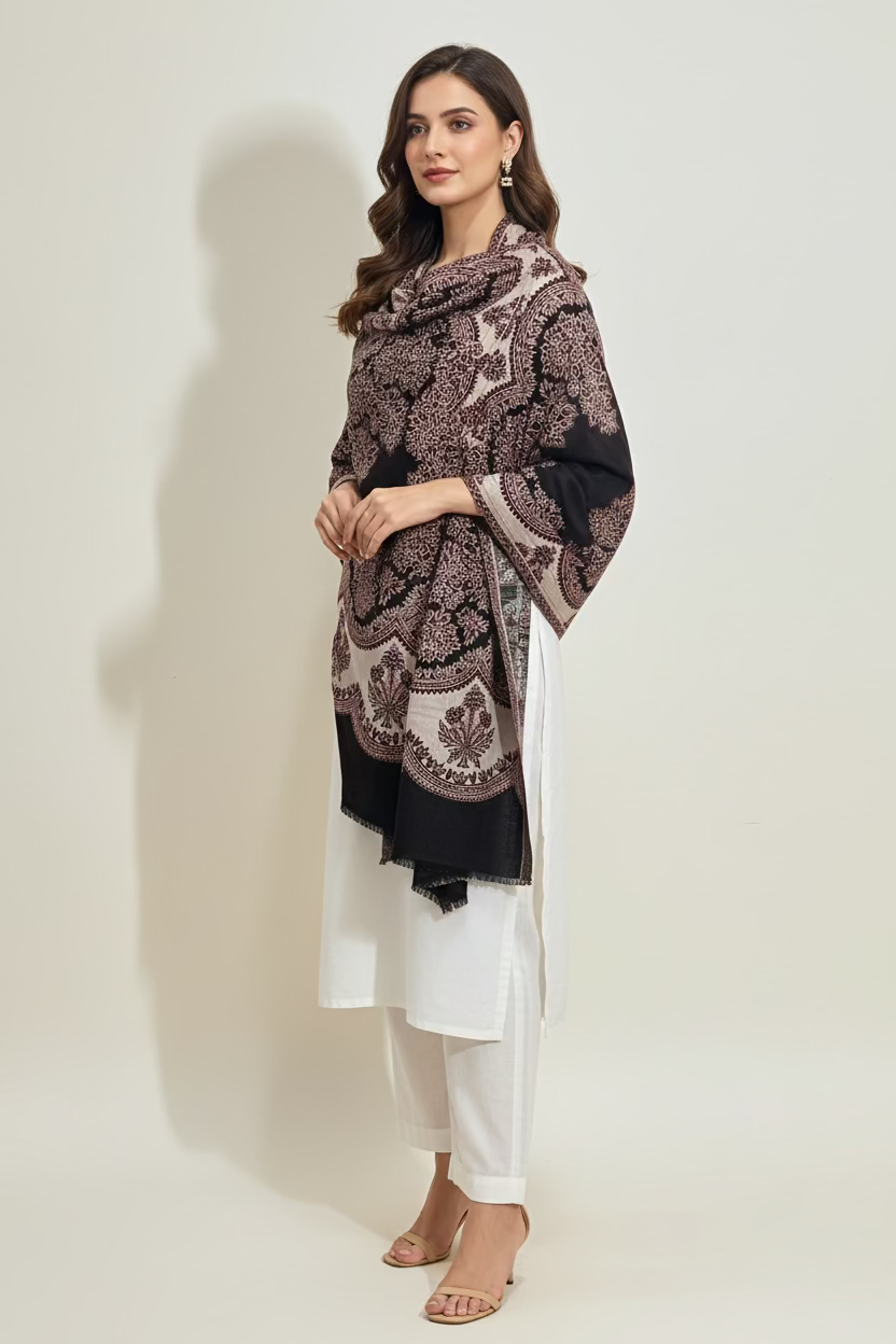 Woolen shawl : stole