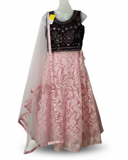 Lehenga Choli set for girls : Size 32