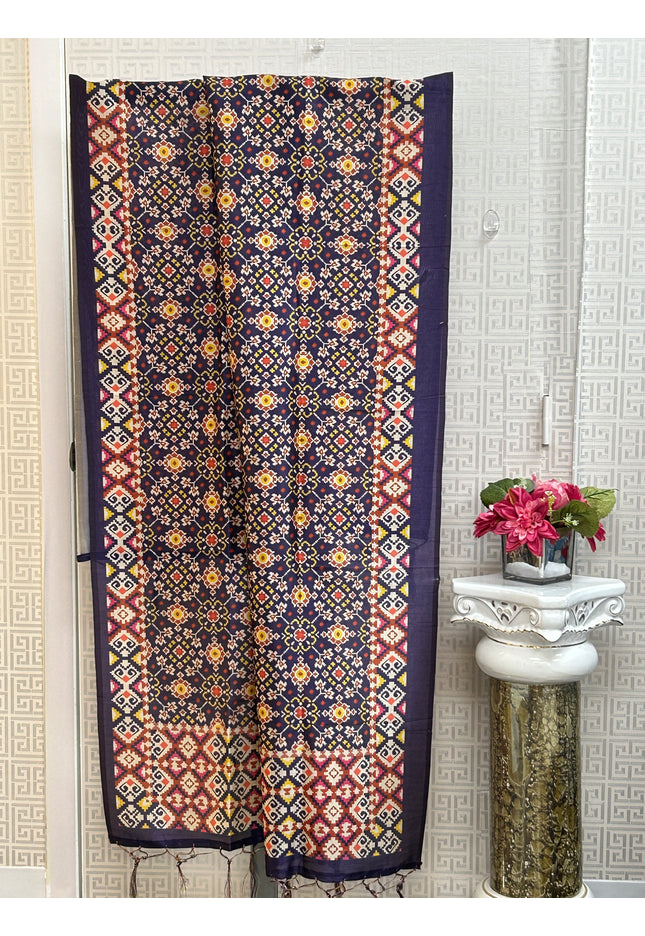 Silk dupatta : digital print