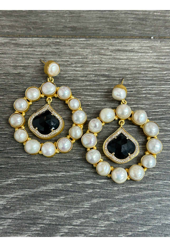 Fresh water pearl earrings