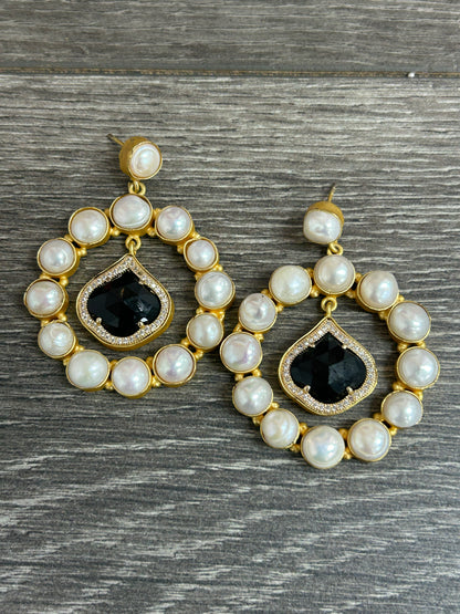 Fresh water pearl earrings by Kurti Connection USA