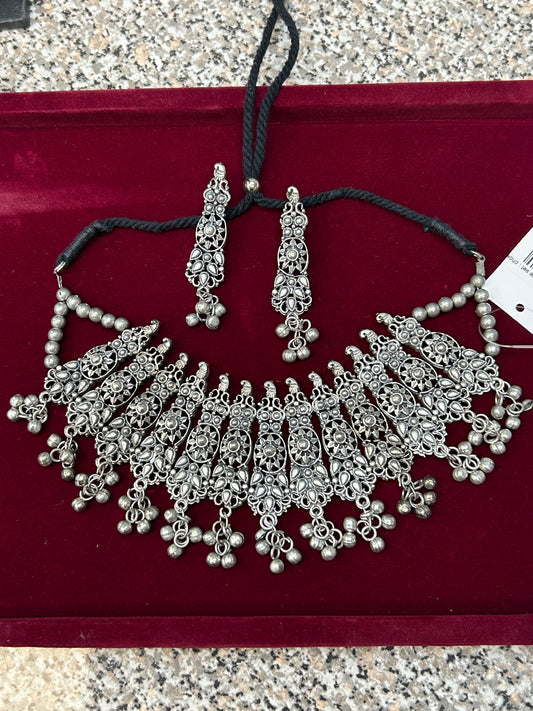 Oxidized necklace set
