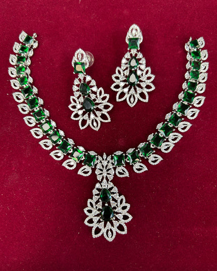 Statement necklace set