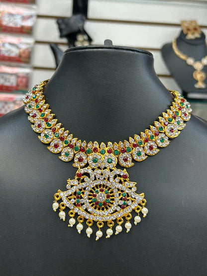 Short necklace by Kurti Connection USA