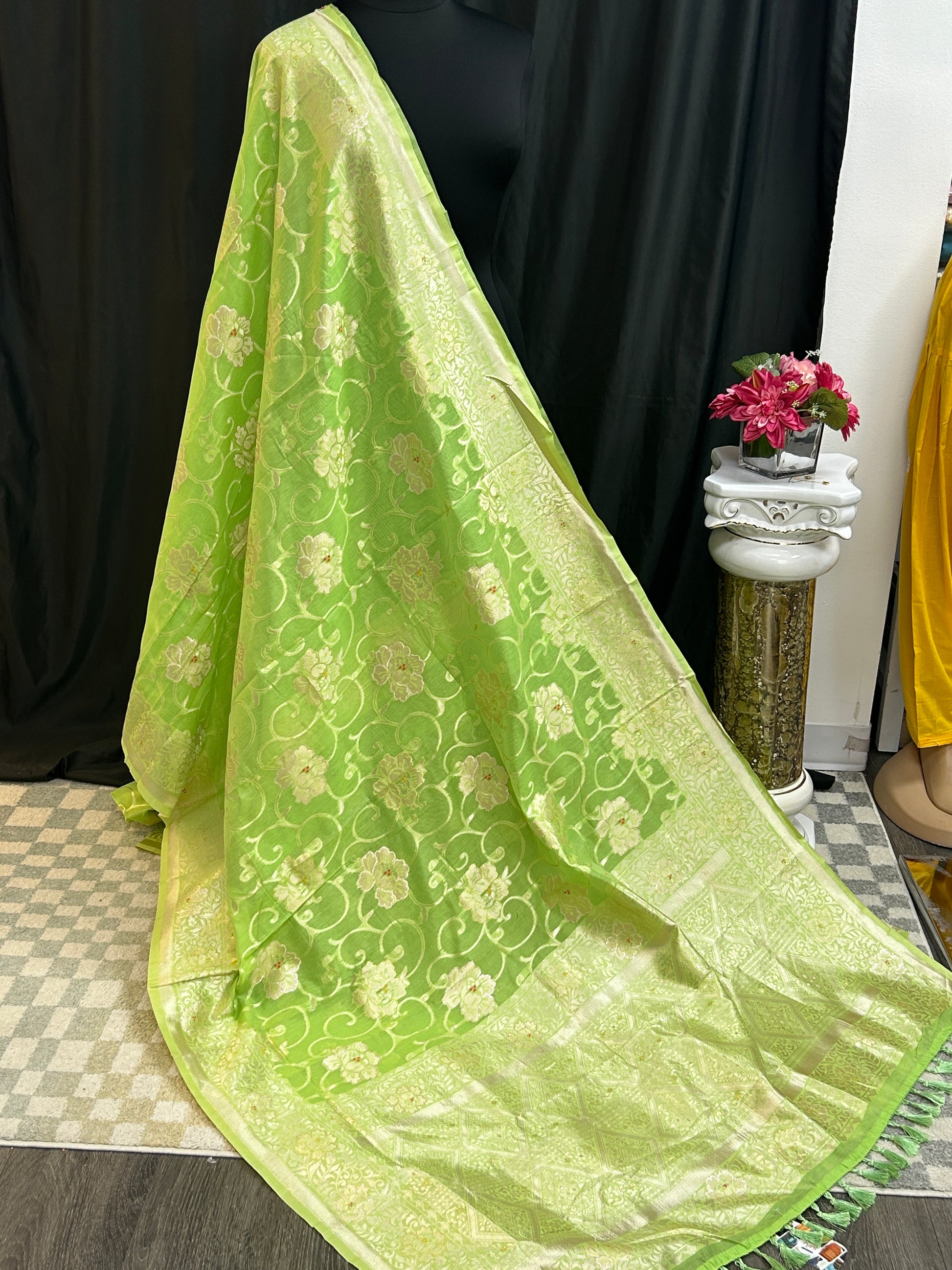 Linen cotton saree by Kurti Connection USA