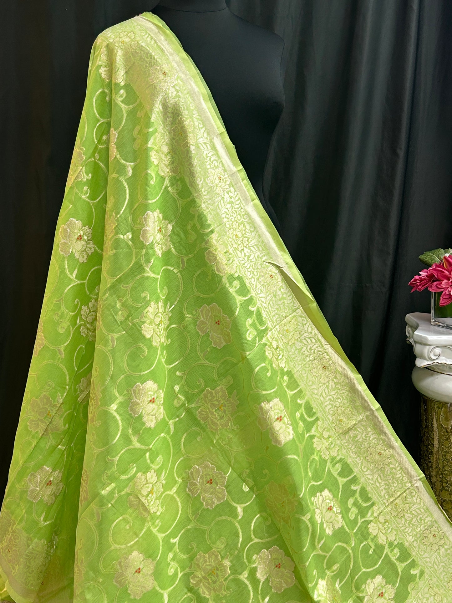 Linen cotton saree by Kurti Connection USA