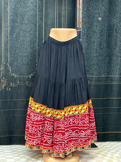 Bandhani skirt : garba chaniya