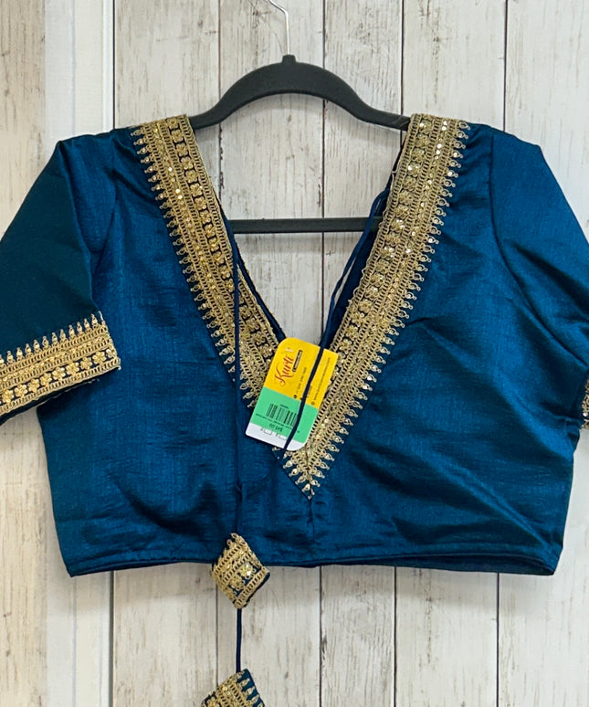 Front hook blouse