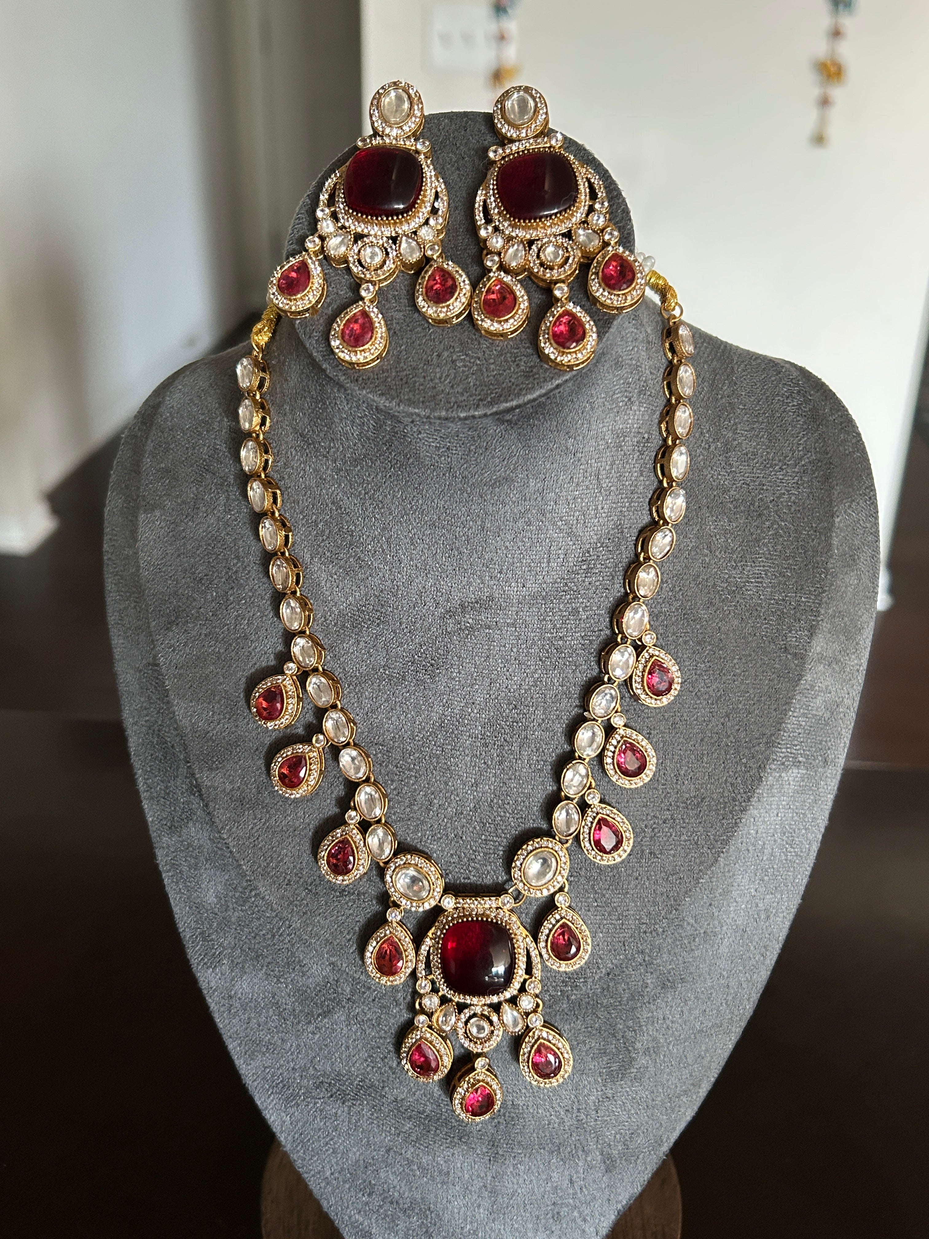 Ruby red necklace set