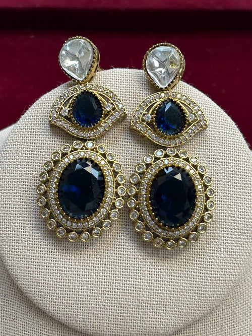 Antique polish earrings : Blue