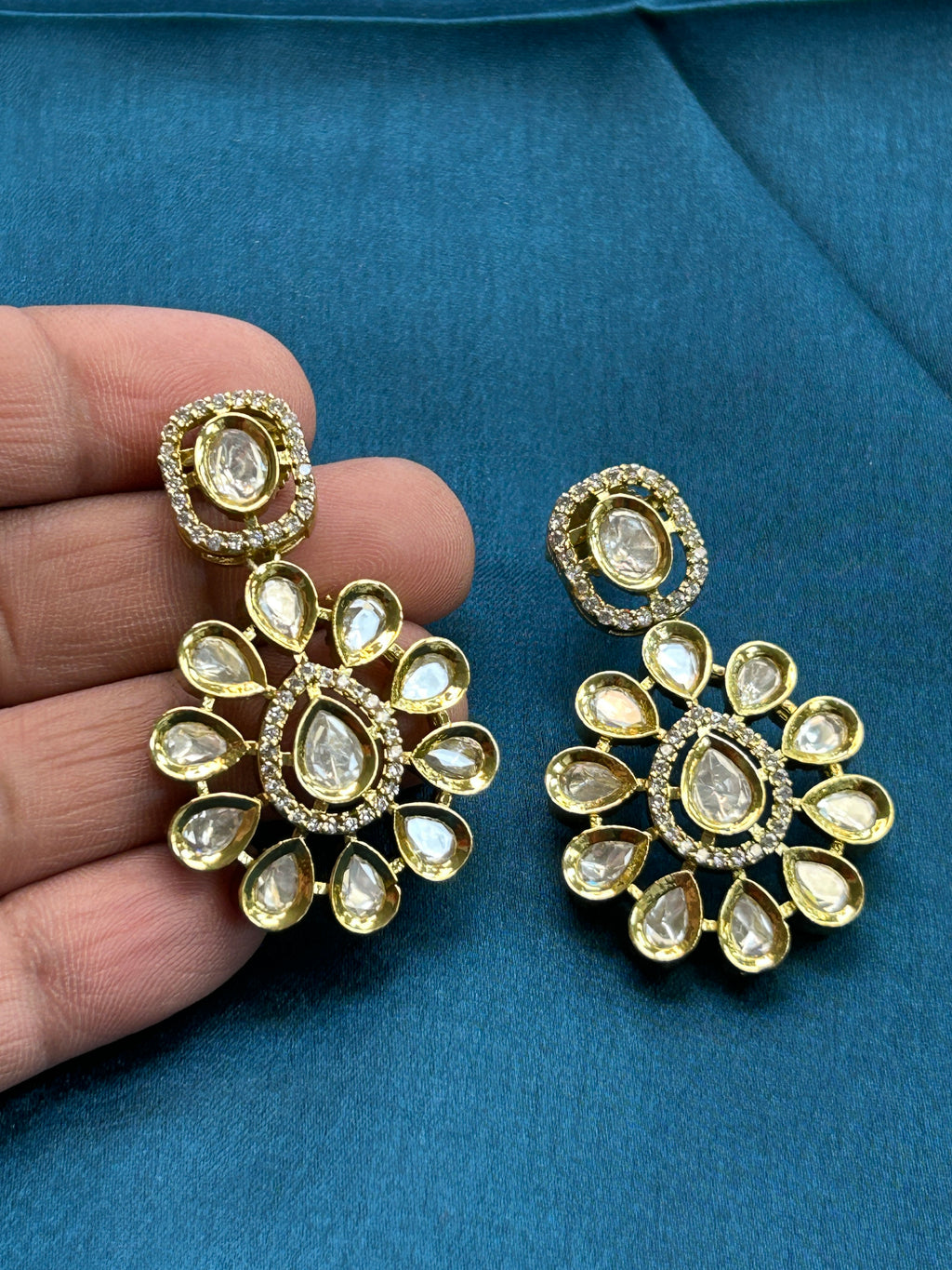 Pachi Kundan earrings