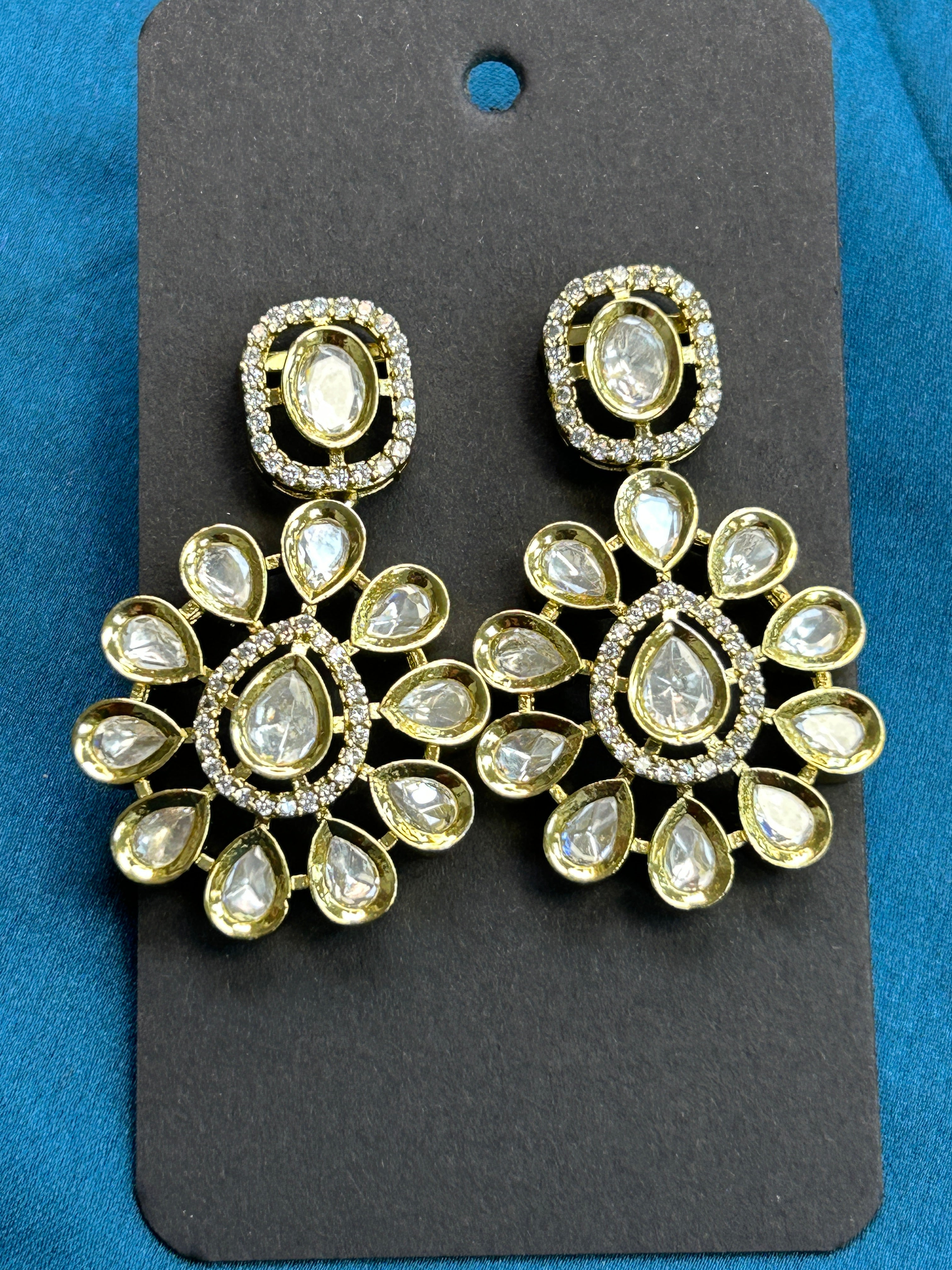 Pachi Kundan earrings