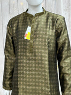Green kurta pajama set for haldi mehandi function