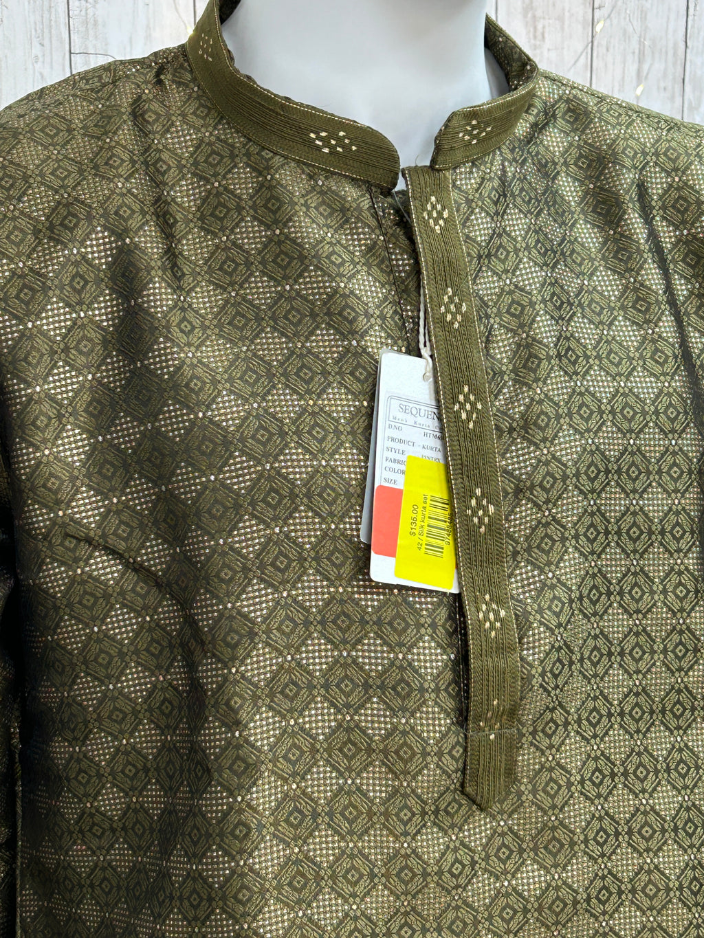 Green kurta pajama set for haldi mehandi function