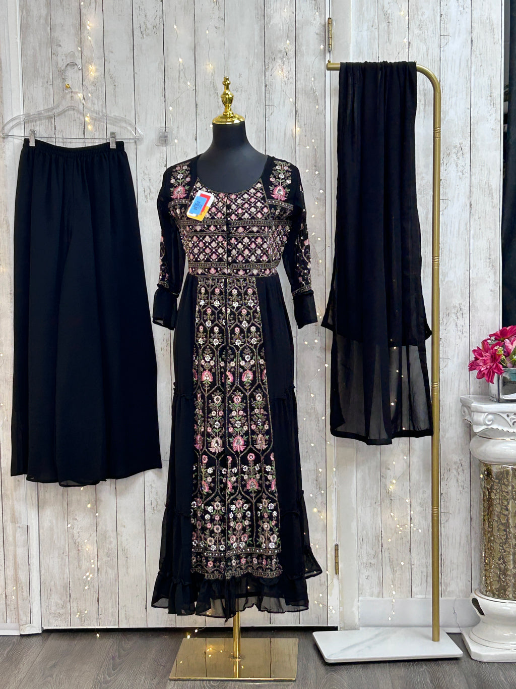 Black party wear Kurti set : perfect for wedding reception