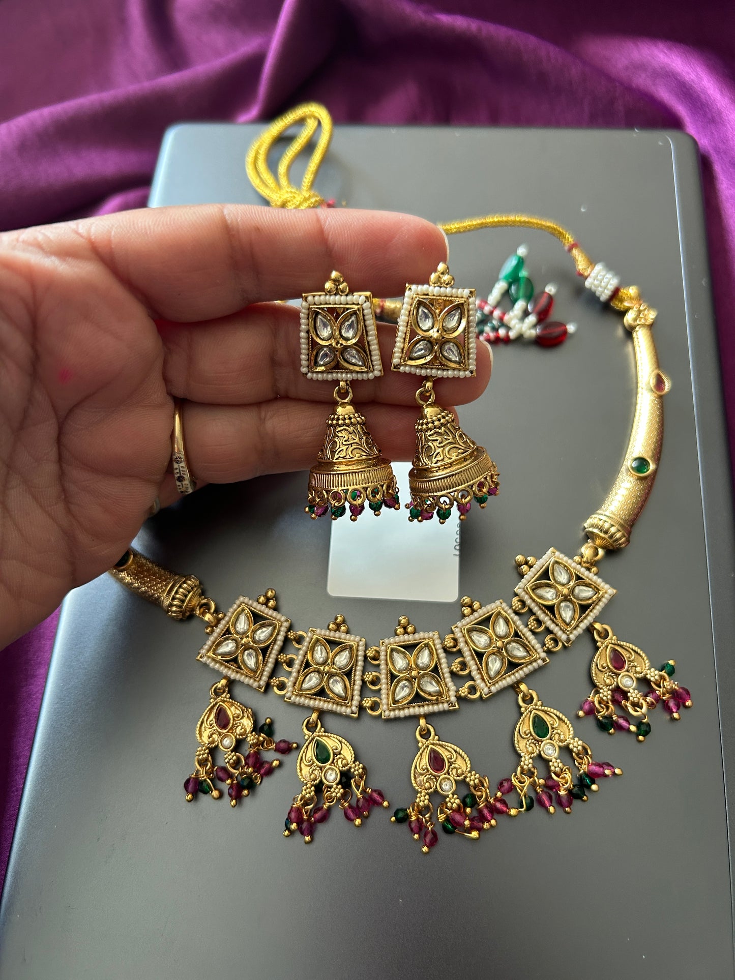 Lightweight gold look choker necklace