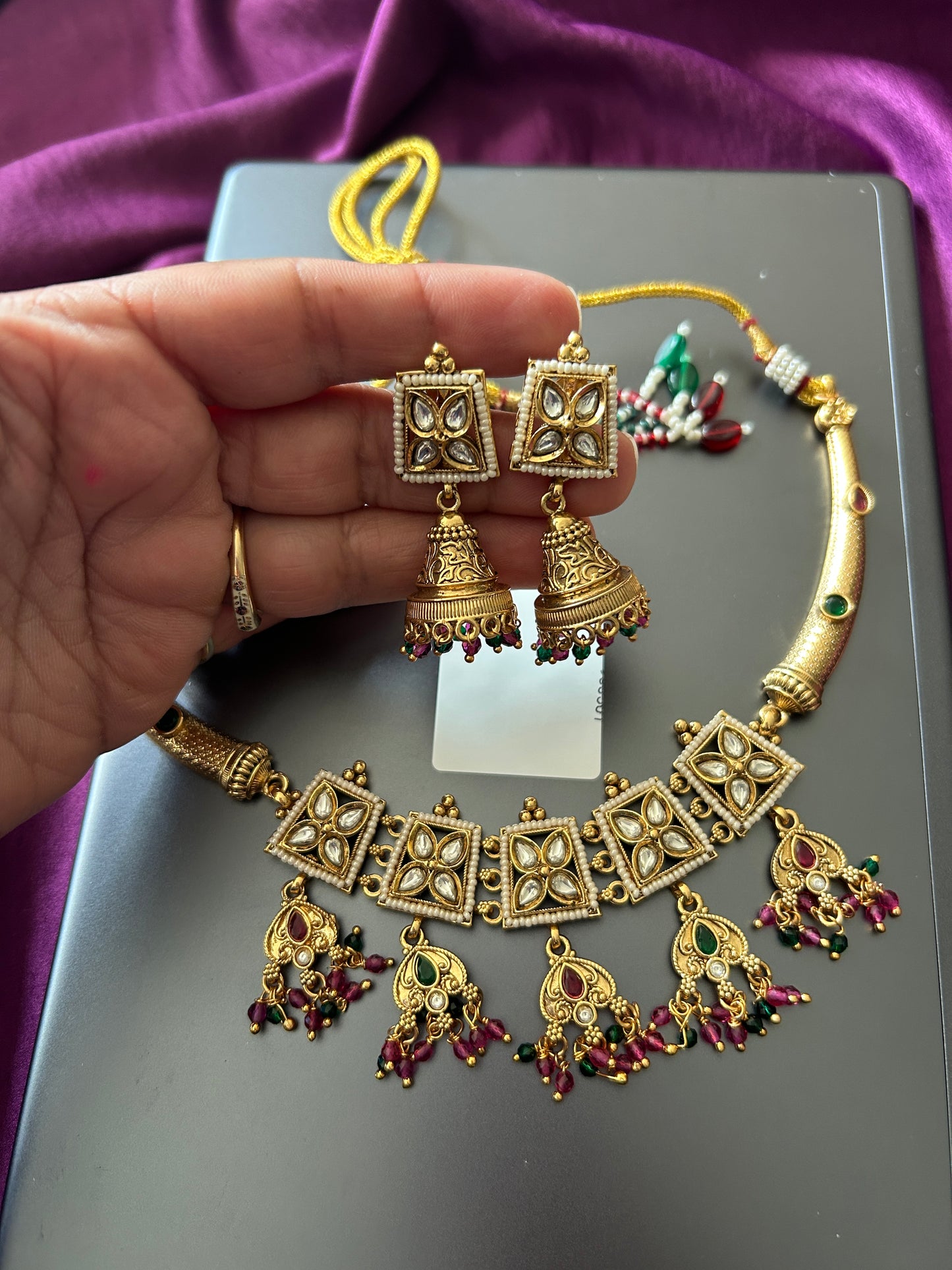 Lightweight gold look choker necklace