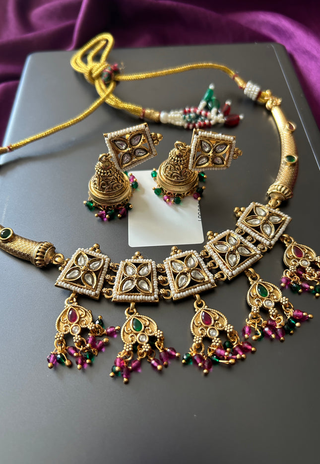Lightweight gold look choker necklace - Kurti Connection USA