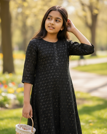 Chikankari kurti for girls