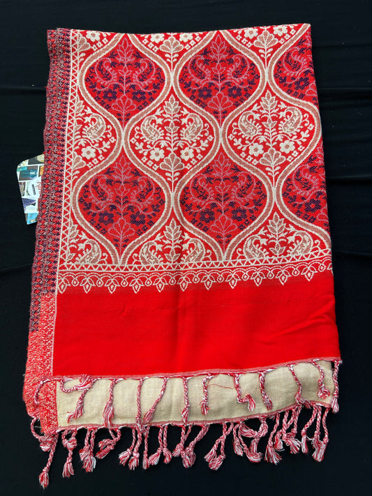 Woolen shawls