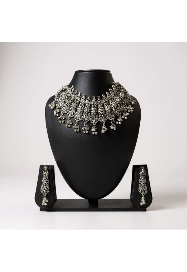 Oxidized silver necklace set : choker