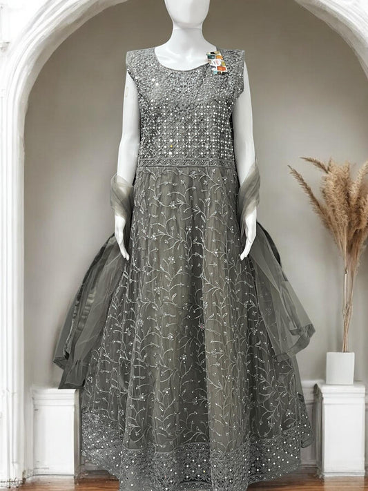 Heavy party wear gown