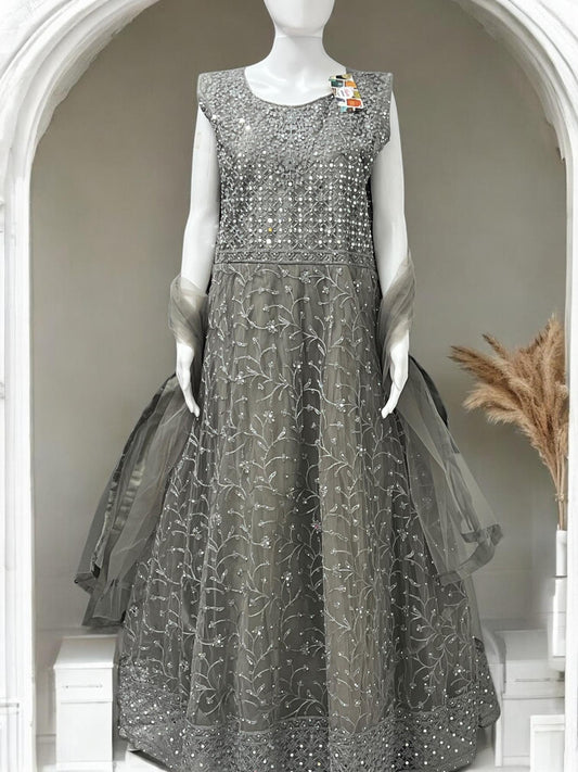 Heavy party wear gown