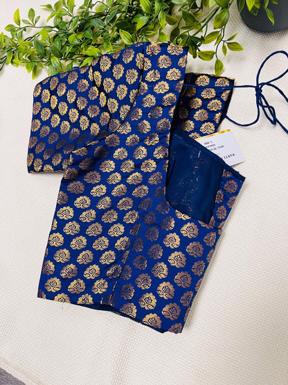 Navy blue Blouse | front hooks