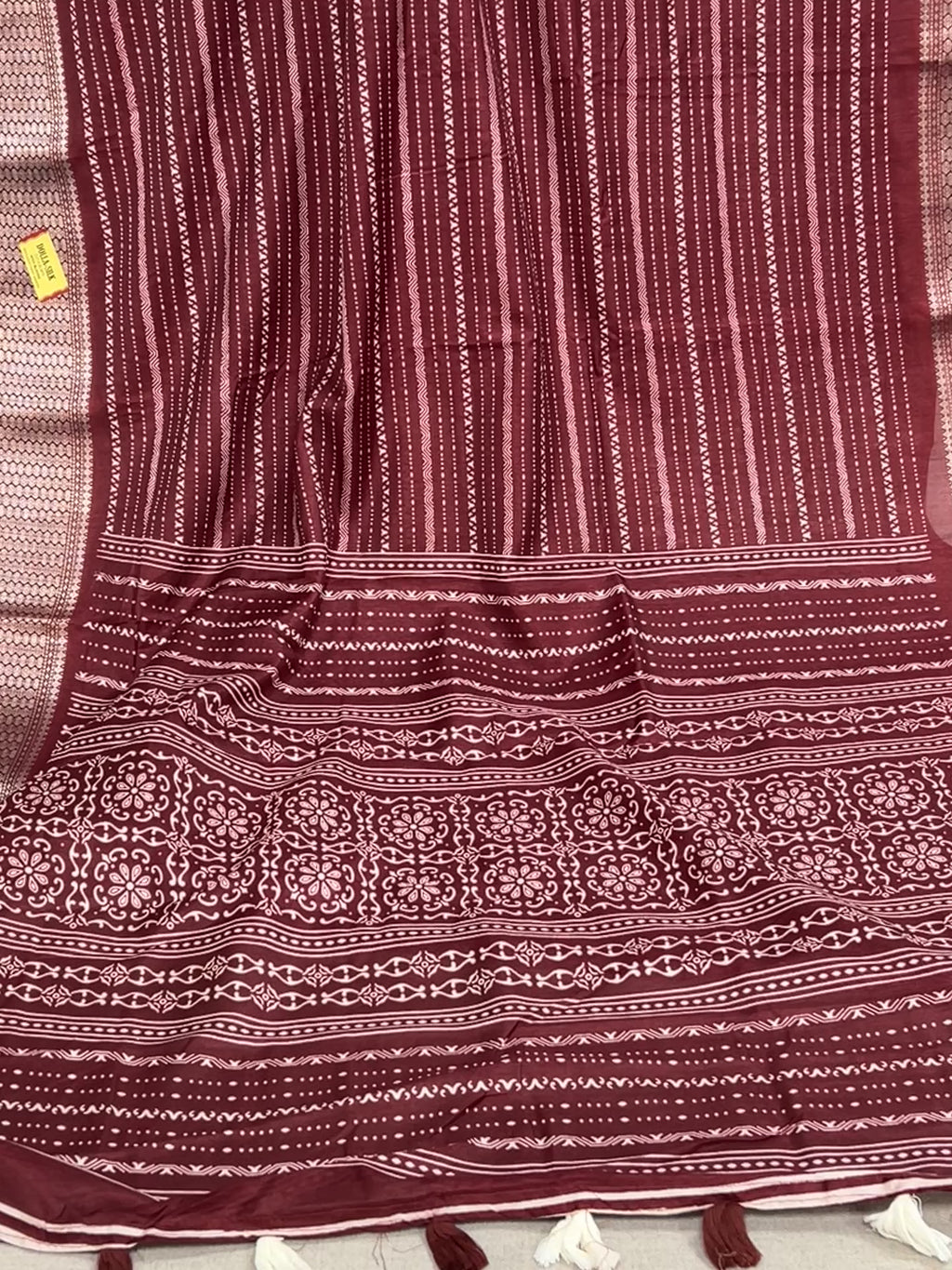 Dola silk saree with blouse piece