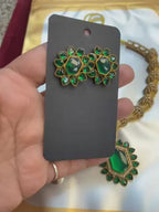 Antique gold finish necklace set